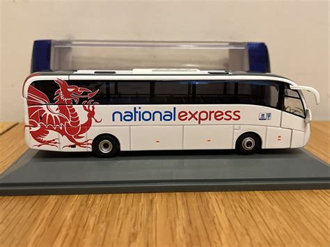 national express heathrow to bristol.